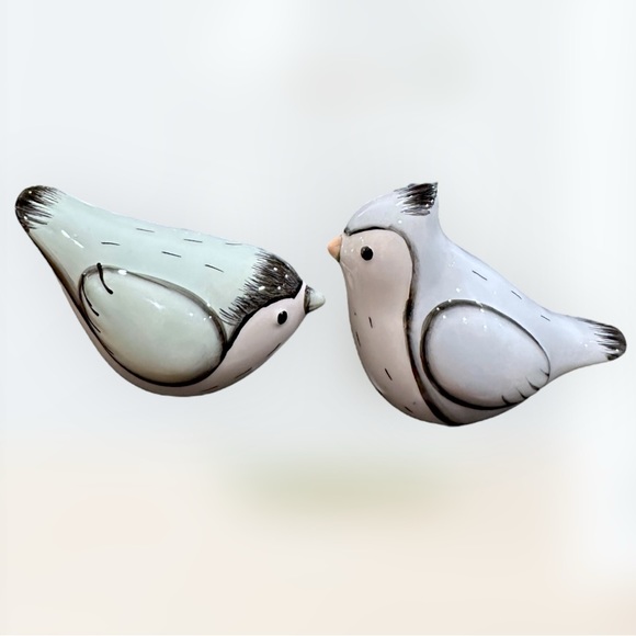 Set Of 2 Target Bullseye Playground Easter Spring 2023 Ceramic Birds - Picture 6 of 8